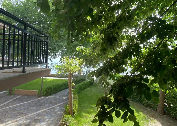 Paparizou Apartments